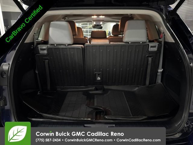 Used 2020 Toyota Highlander XLE AWD/4WD image 24