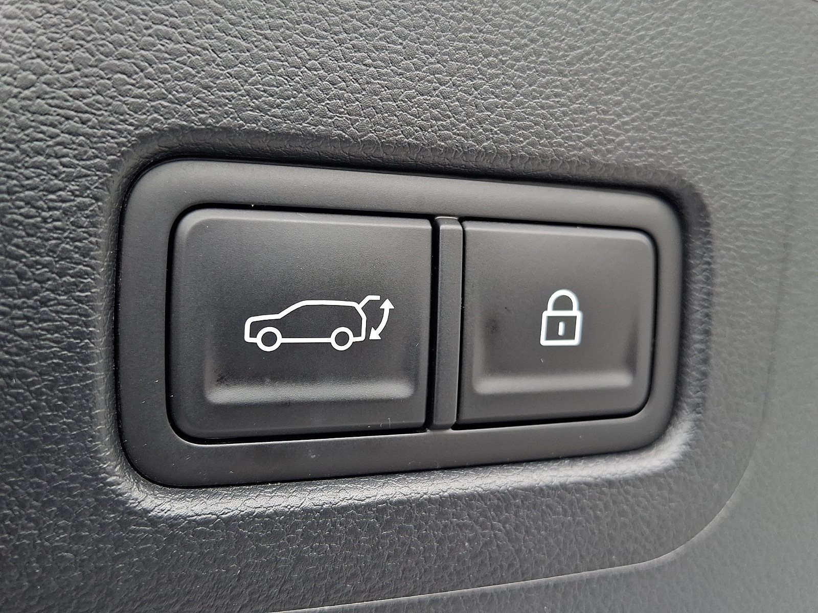 Certified 2026 Hyundai Santa Fe Limited AWD/4WD image 29