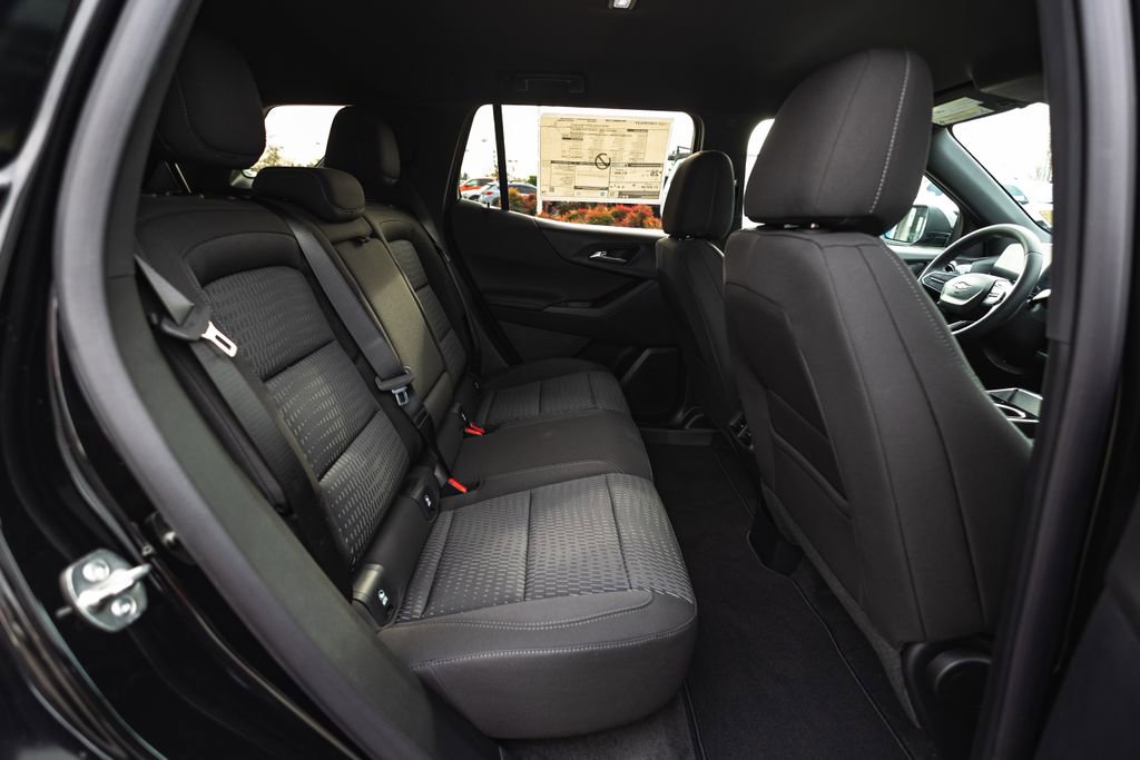 New 2026 Chevrolet Equinox LT w/ LPO, Floor Liner Package image 24