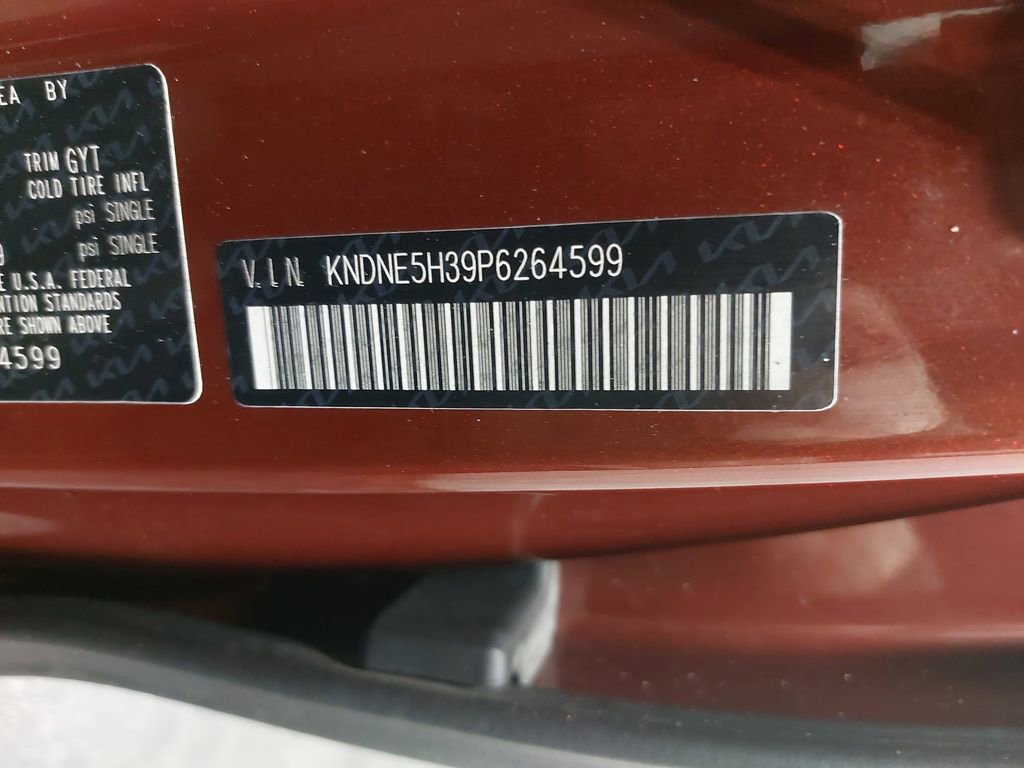 Used 2023 Kia Carnival SX Prestige image 38