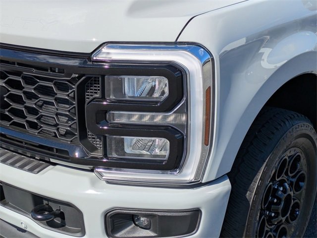 New 2026 Ford F250 Lariat w/ Black Appearance Package image 9