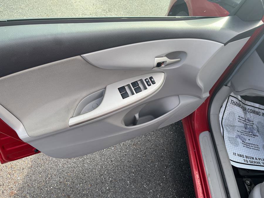 Used 2011 Toyota Corolla LE image 8