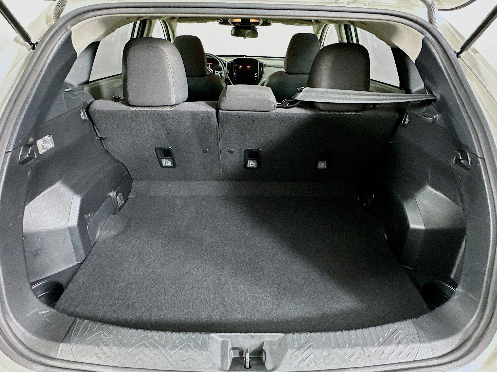 Used 2024 Subaru Crosstrek 2.0i Premium image 28