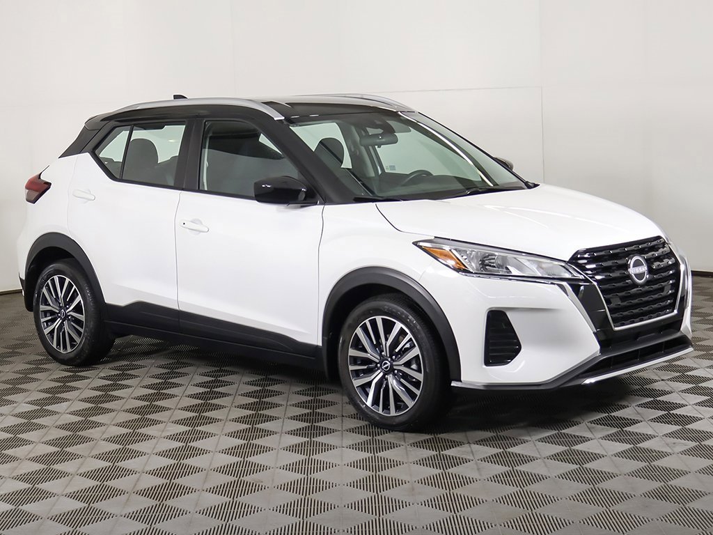 Used 2023 Nissan Kicks SV image 46