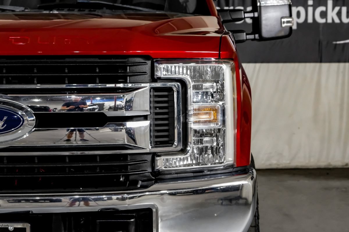 Used 2019 Ford F250 XLT w/ XLT Premium Package AWD/4WD image 40