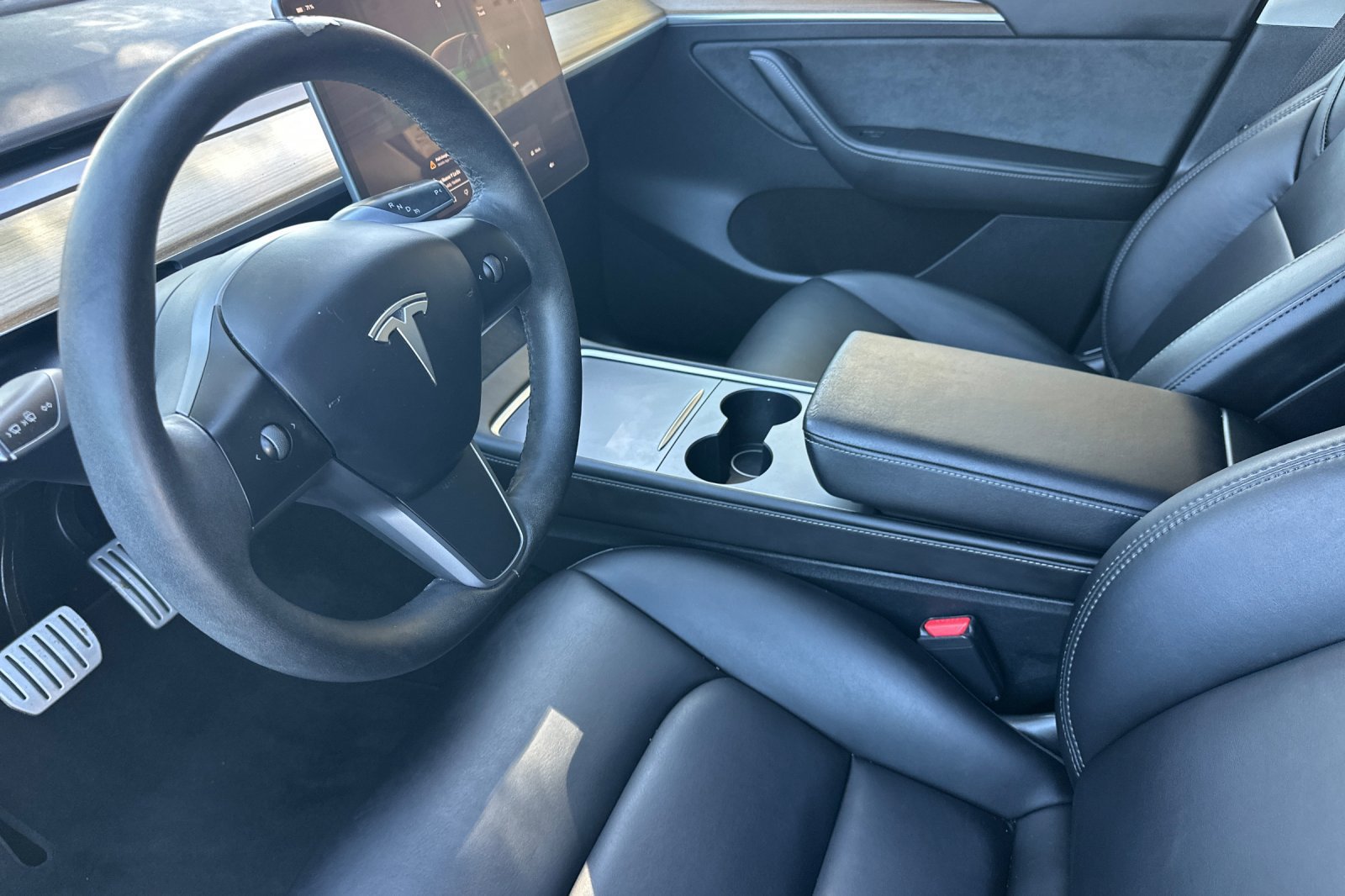 Used 2023 Tesla Model Y Performance AWD/4WD image 10