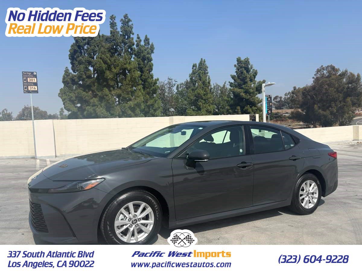 Used 2026 Toyota Camry LE FWD image 1