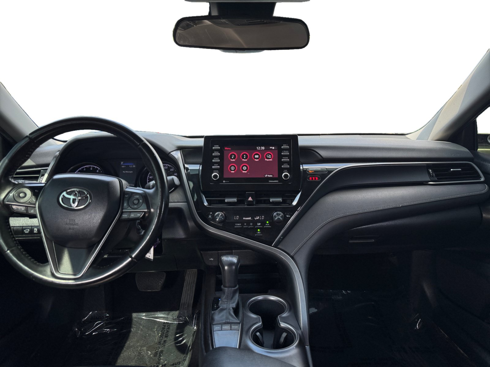 Used 2023 Toyota Camry SE FWD image 10