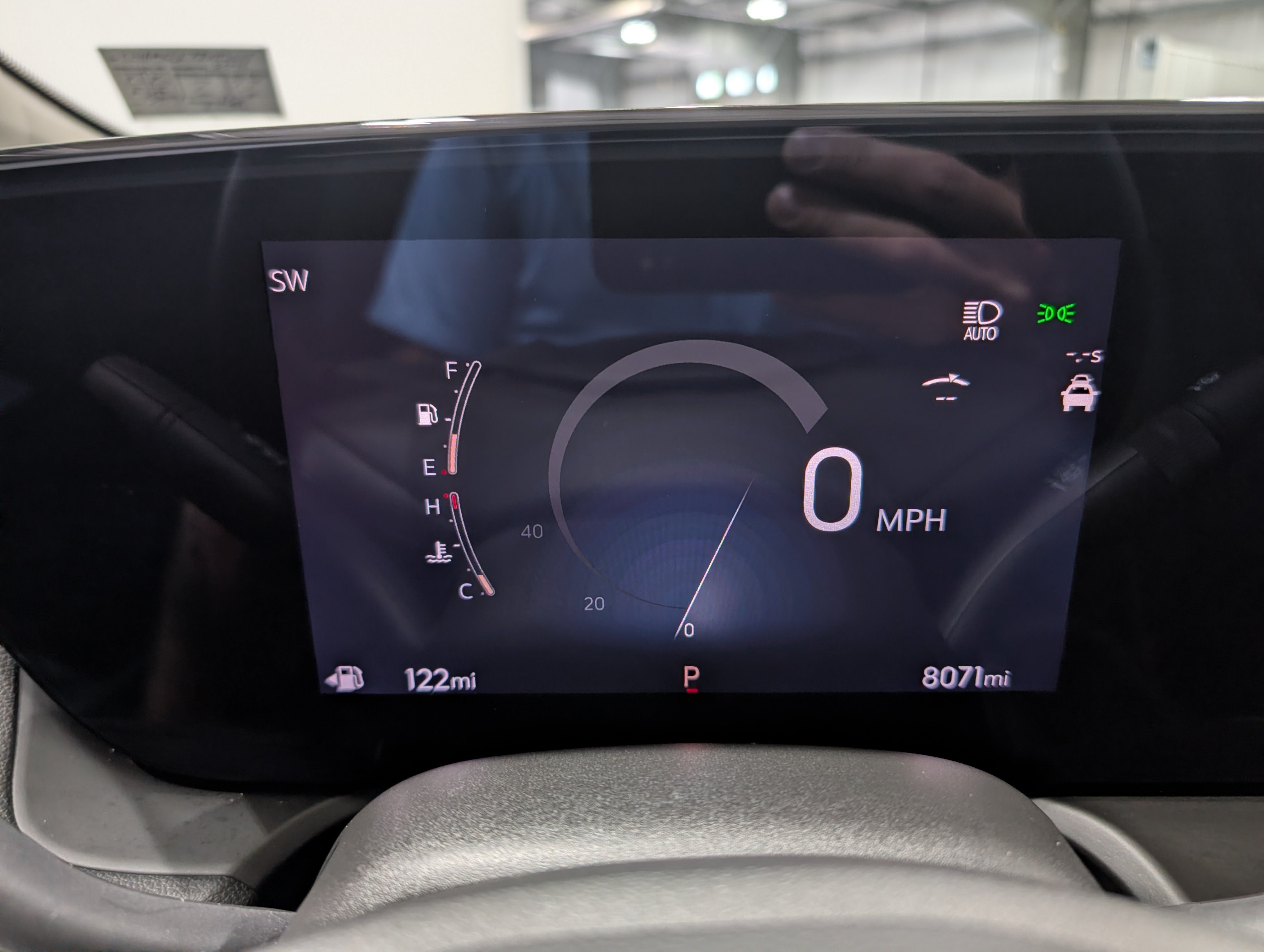 Used 2025 Buick Encore GX Avenir w/ Avenir Technology Package AWD/4WD image 19