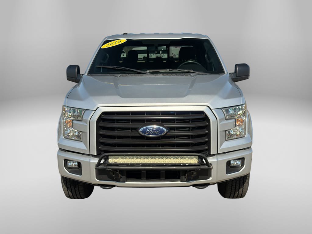 Used 2016 Ford F150 XLT w/ Equipment Group 302A Luxury AWD/4WD image 7