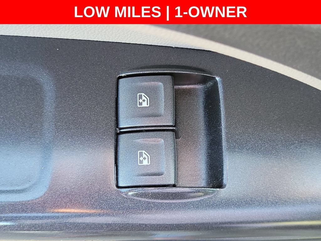 Used 2021 Chevrolet Colorado W/T RWD image 14