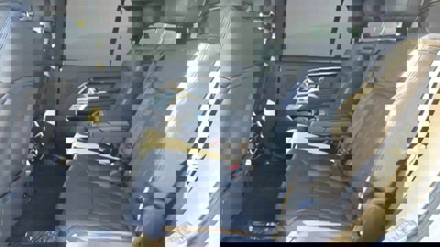 Used 2024 Land Rover Range Rover Long Wheelbase SE image 20