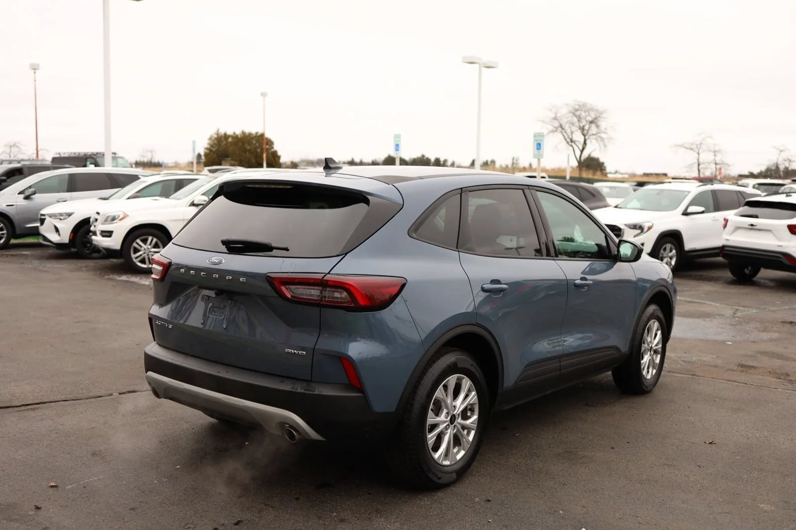 Used 2025 Ford Escape Active w/ Cold Weather Package AWD/4WD image 5