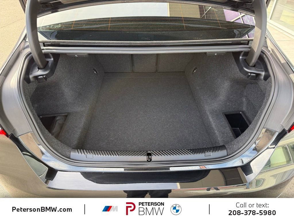 Used 2025 BMW 530i xDrive image 16