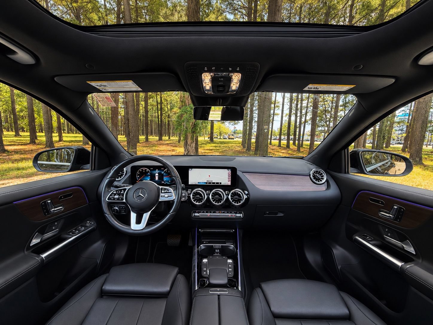 Used 2022 Mercedes-Benz GLA 250 4MATIC image 2