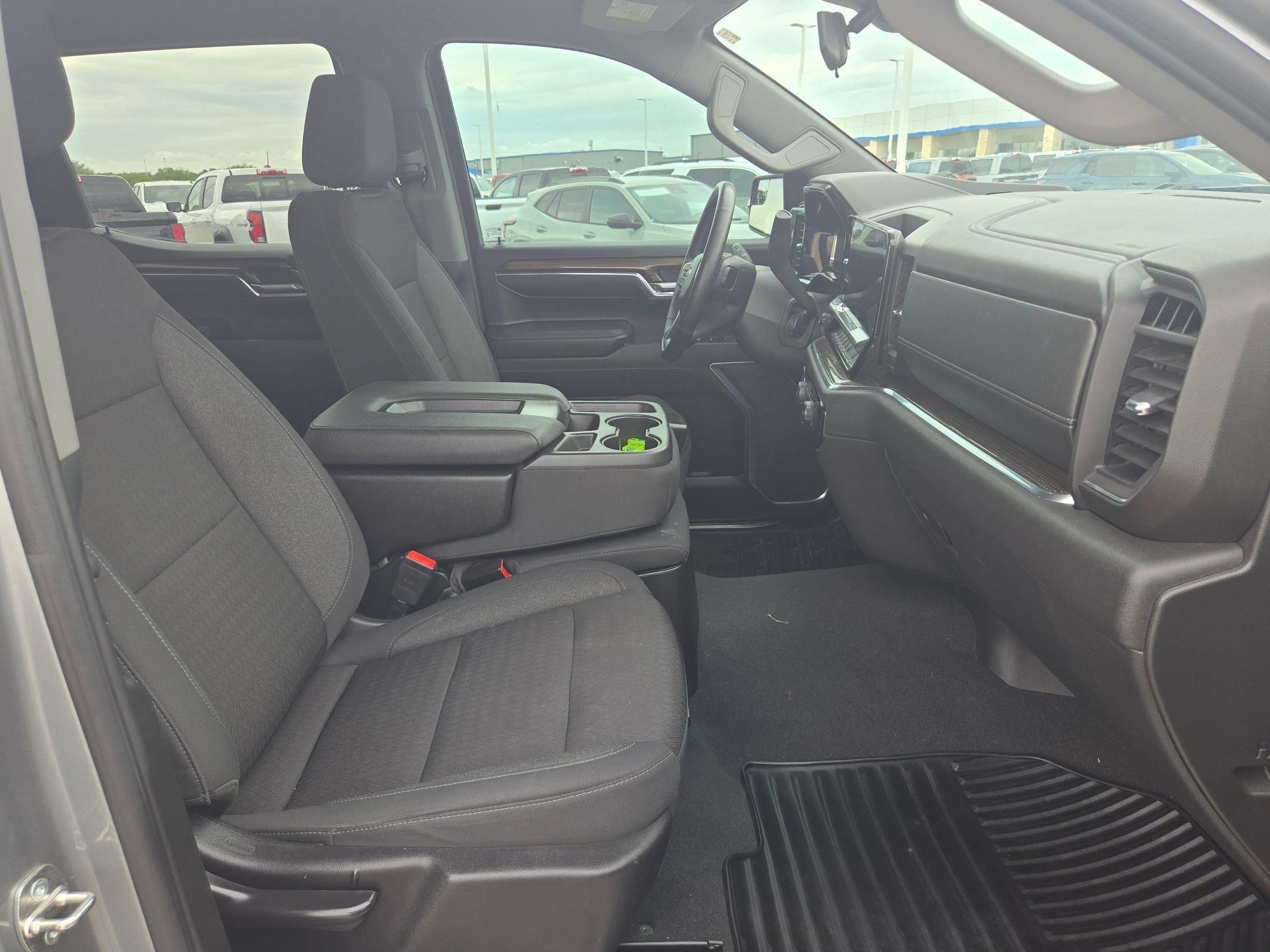 Certified 2024 Chevrolet Silverado 1500 LT RWD image 24
