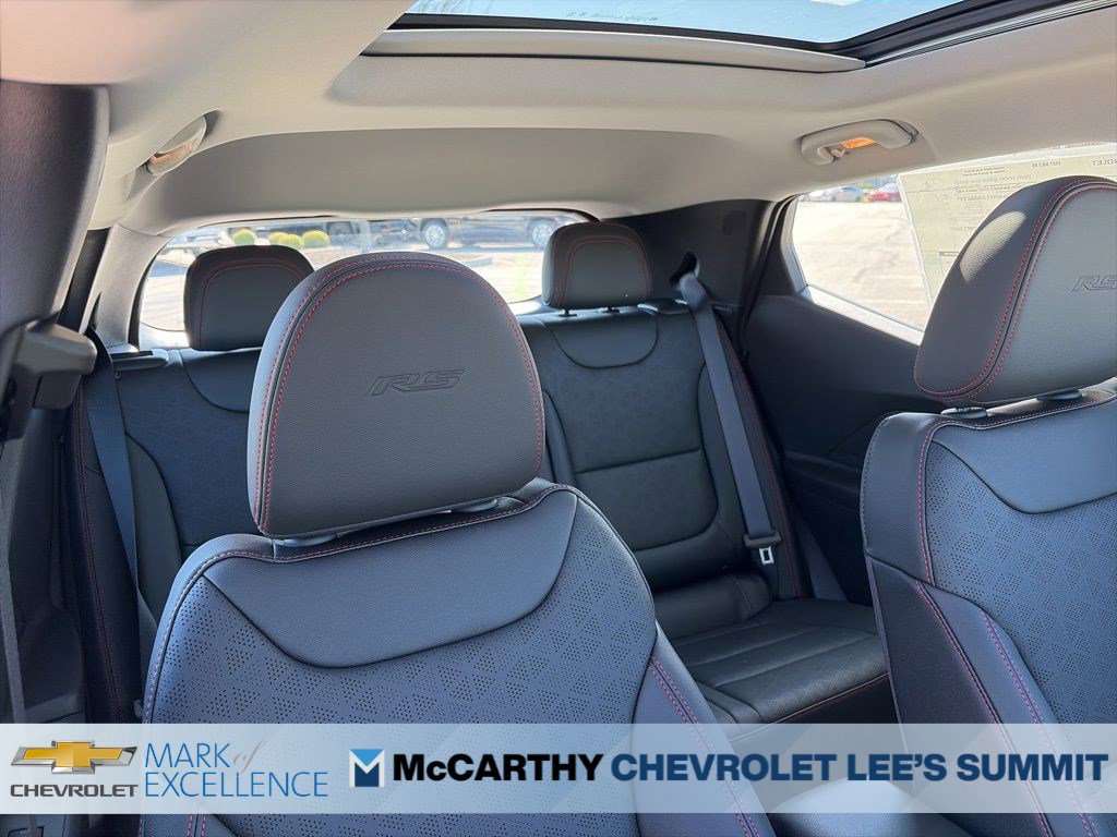 New 2027 Chevrolet Bolt RS w/ Technology Package image 32