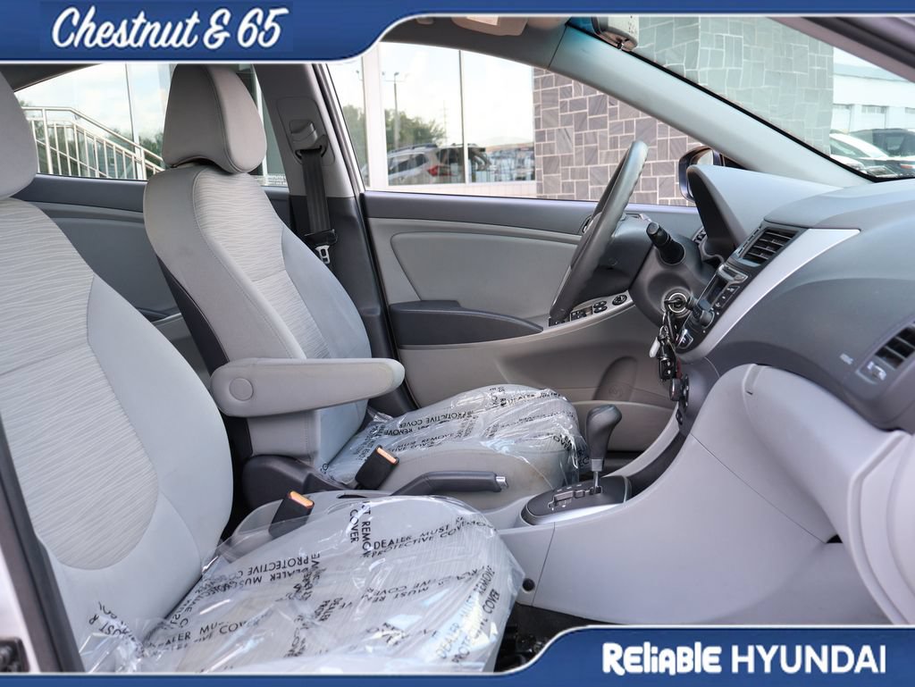 Used 2017 Hyundai Accent SE FWD image 10
