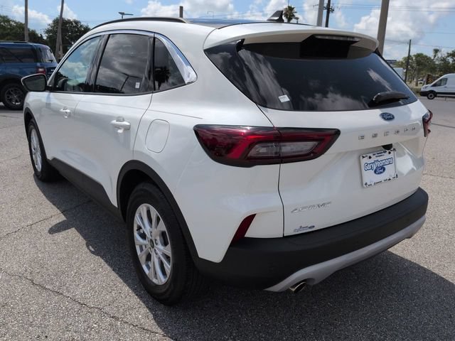 Used 2023 Ford Escape Active w/ Tech Pack #2 FWD image 6