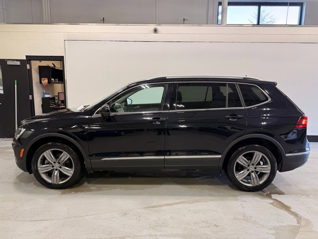 Used 2021 Volkswagen Tiguan SE image 2