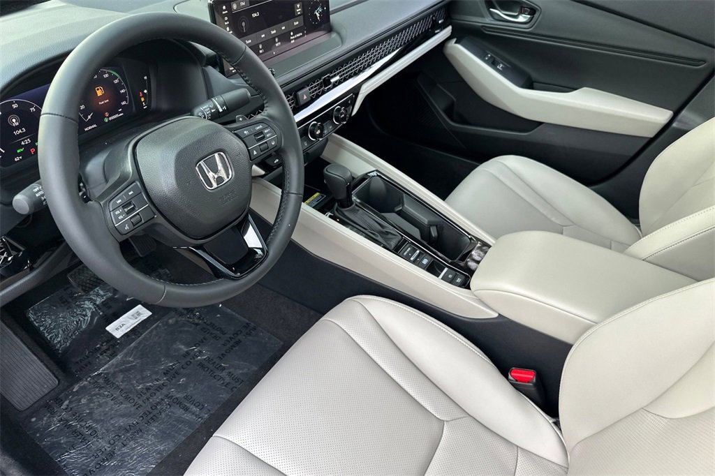 New 2025 Honda Accord EX-L image 10
