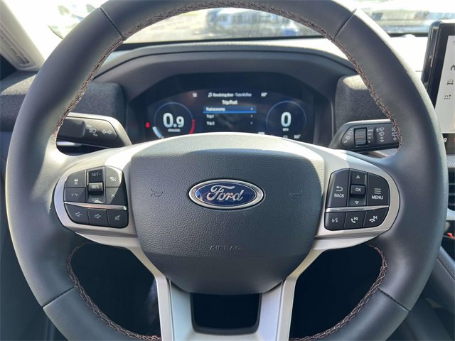 New 2025 Ford Explorer Active image 16