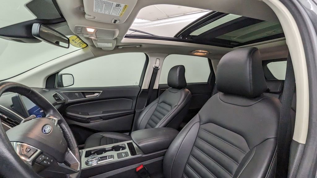 Certified 2022 Ford Edge SEL w/ Convenience Package image 3