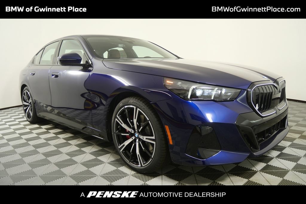 Used 2026 BMW 530i w/ M Sport Package RWD image 1