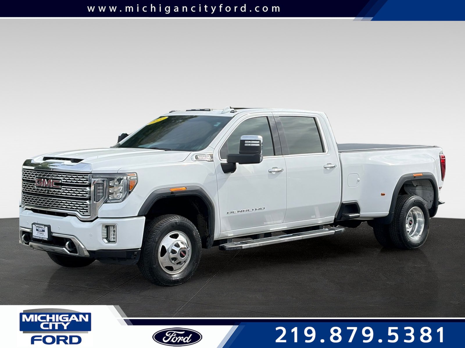 Used 2021 GMC Sierra 3500 Denali w/ Denali Ultimate Package AWD/4WD image 1