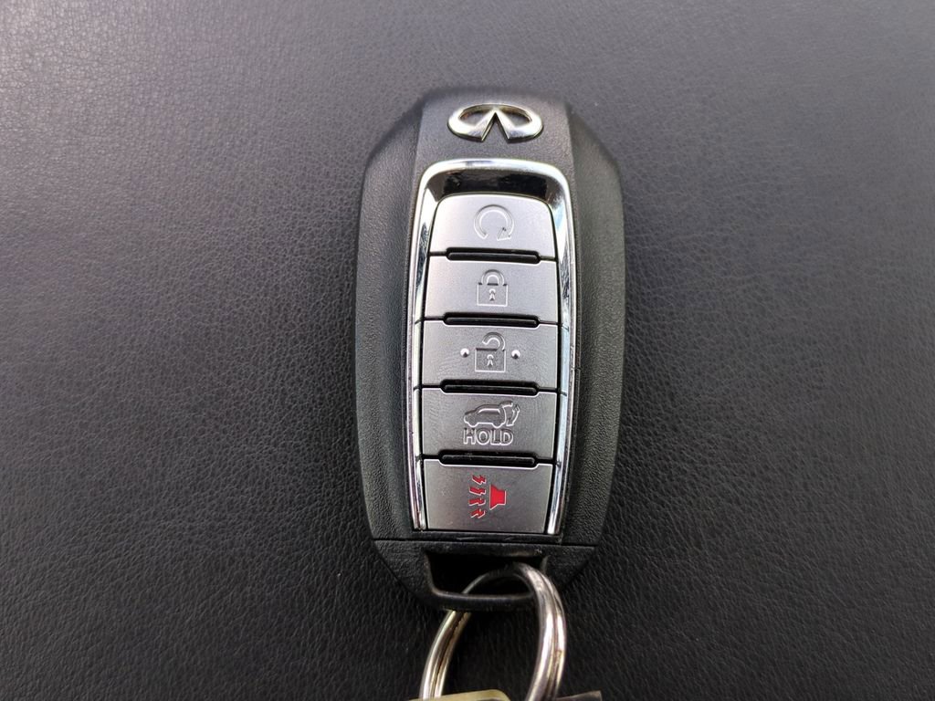 Used 2020 INFINITI QX60 Luxe w/ Essential Package image 40