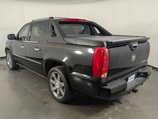 Used 2013 Cadillac Escalade EXT Premium image 6