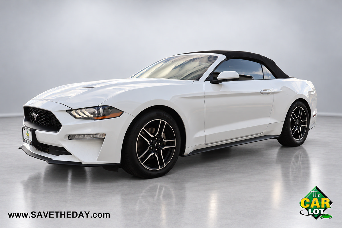 Used 2023 Ford Mustang Premium RWD image 4