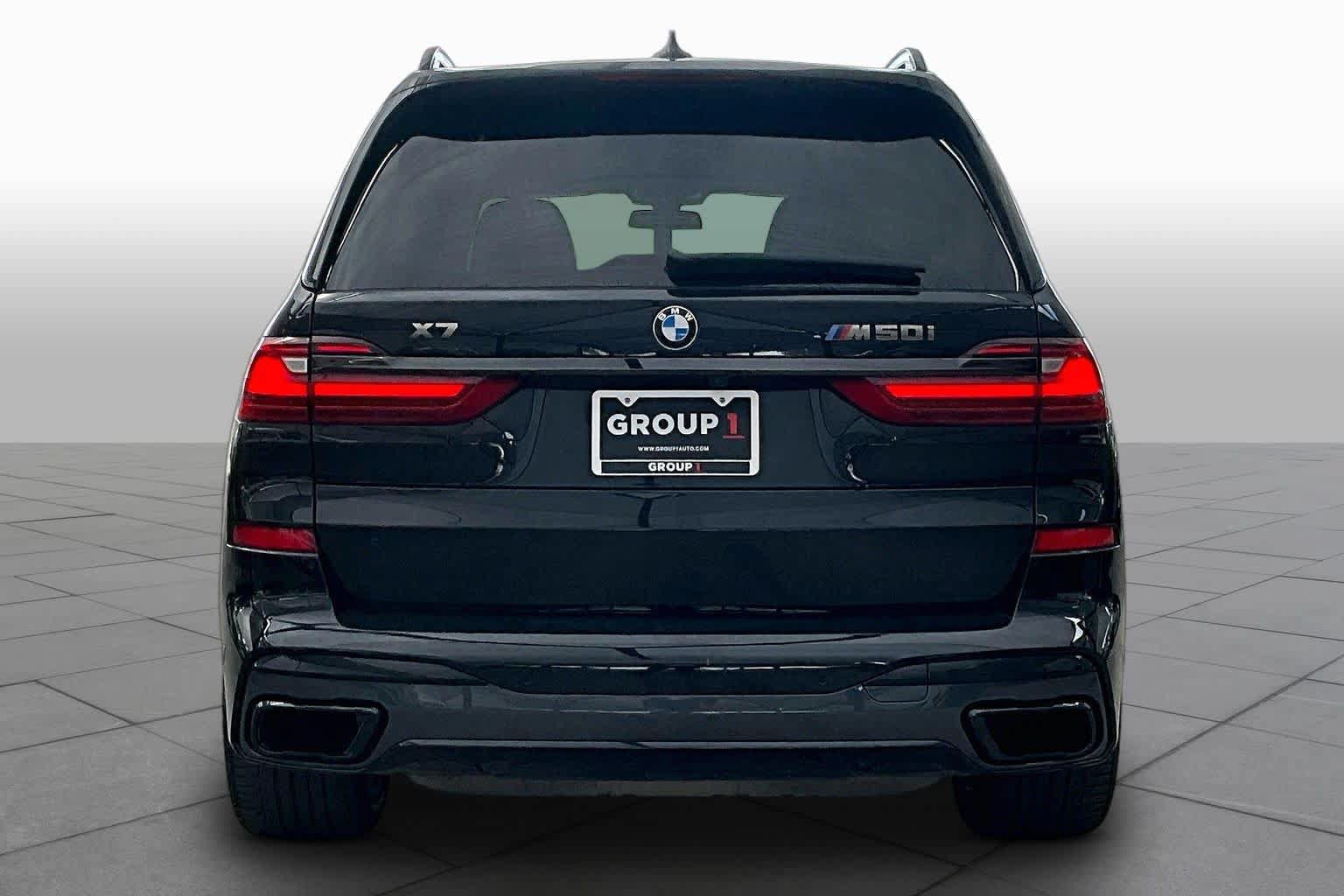 Used 2022 BMW X7 M50i AWD/4WD image 5