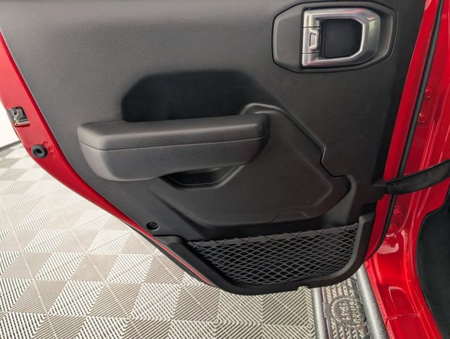 Used 2021 Jeep Wrangler Unlimited Rubicon image 26