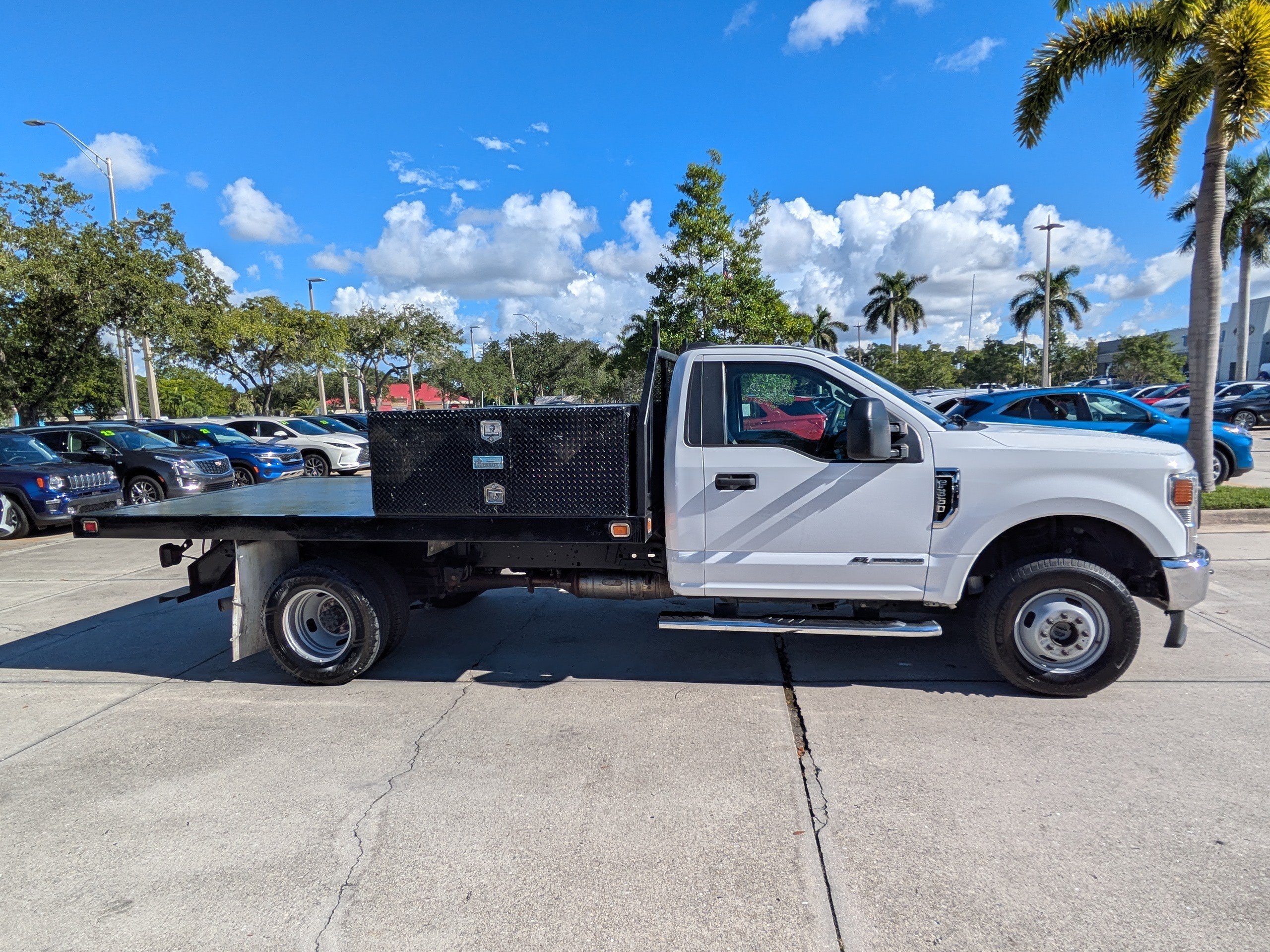 Used 2021 Ford F350 XL w/ Power Equipment Group AWD/4WD image 3