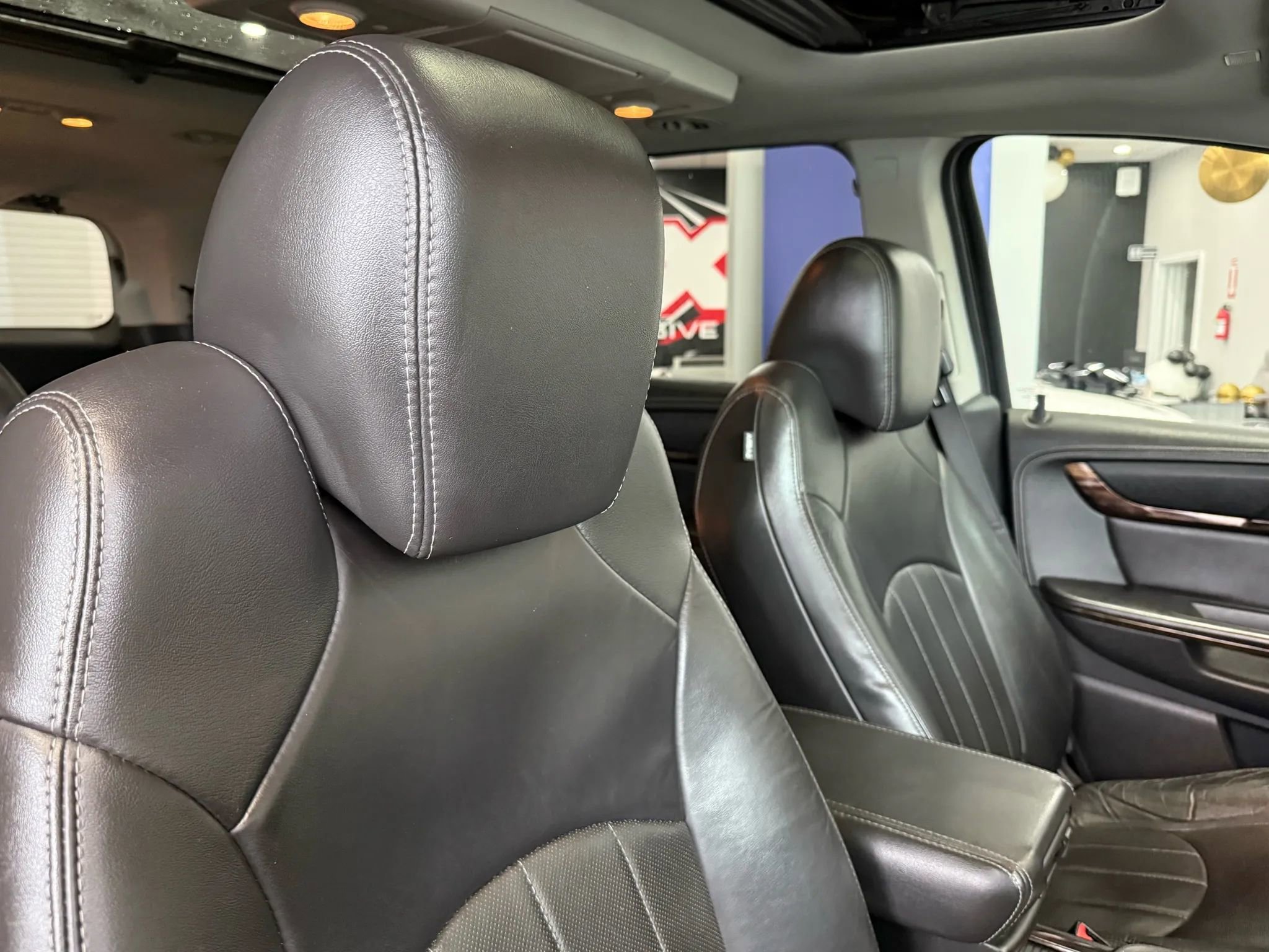 Used 2016 GMC Acadia Denali image 20