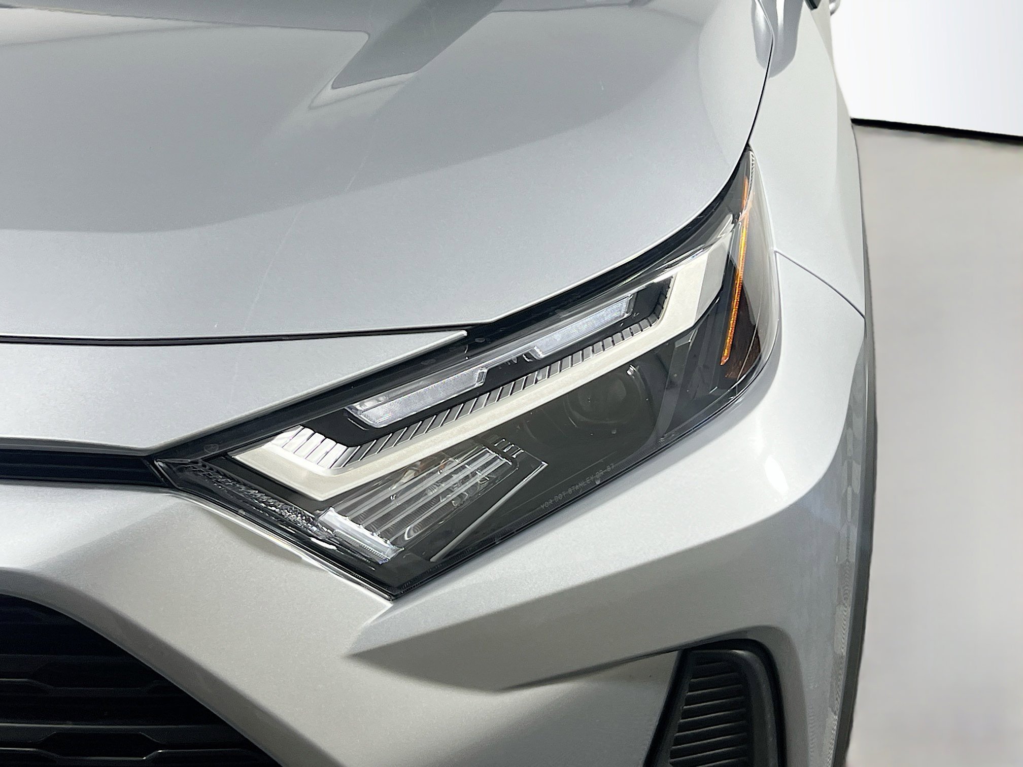 Used 2025 Toyota RAV4 LE image 11