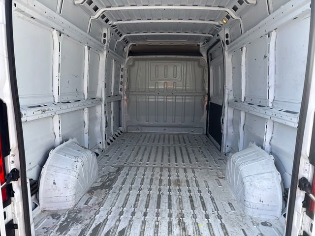 Used 2023 RAM ProMaster 2500 FWD image 11