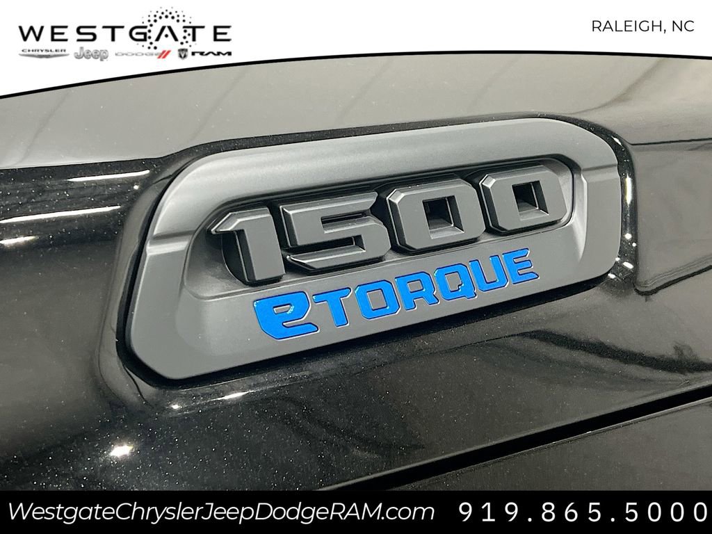 New 2026 RAM 1500 4x4 Crew Cab image 27