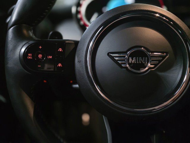 Used 2022 MINI Cooper John Cooper Works w/ Driver Assistance Package FWD image 18