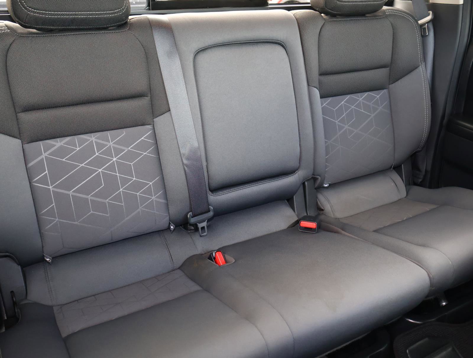 Used 2025 Nissan Frontier SV image 20