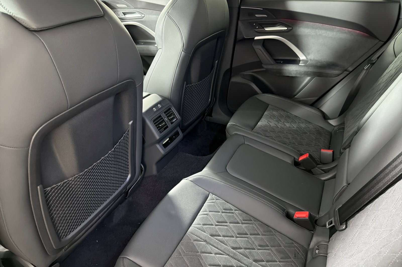 New 2026 Audi SQ5 Premium Plus AWD/4WD image 11