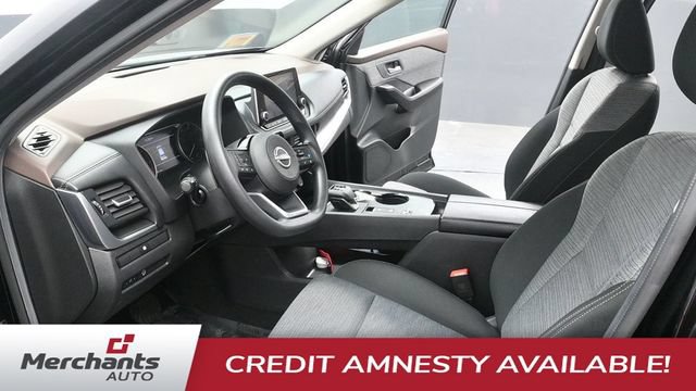 Used 2023 Nissan Rogue SV FWD image 14