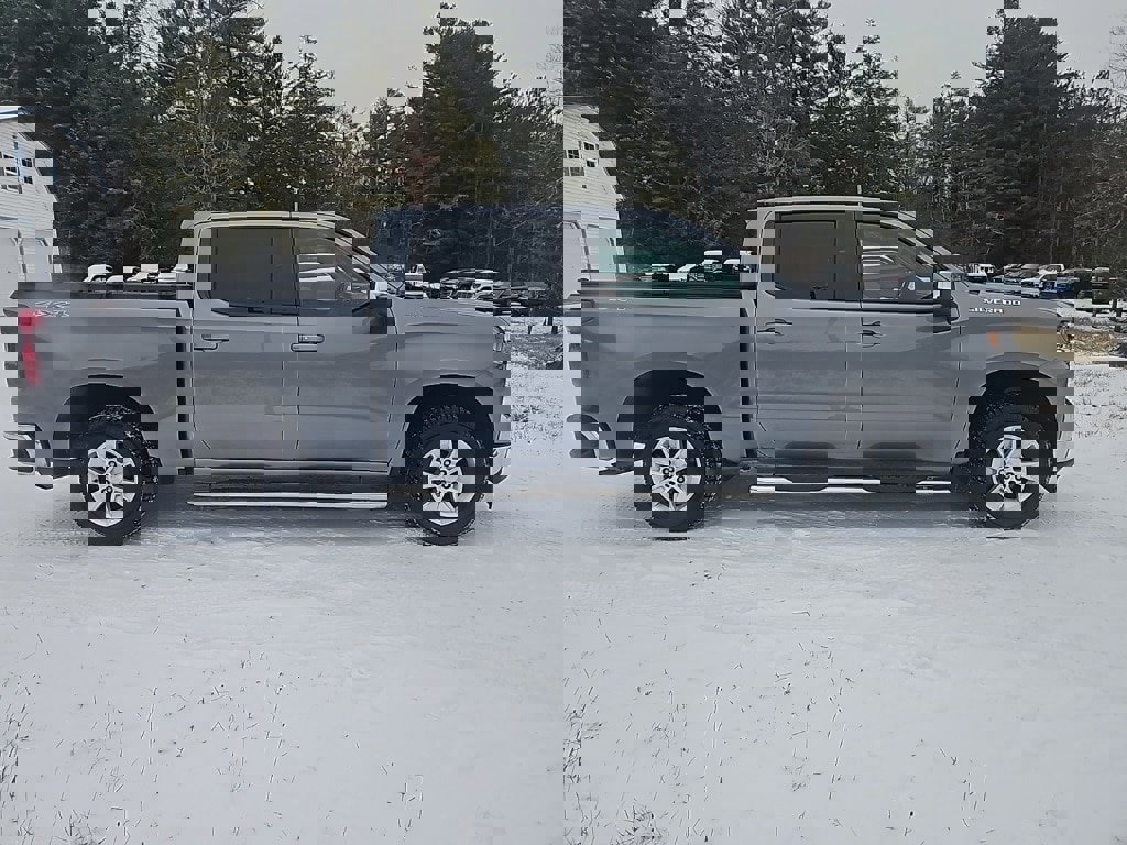 Used 2021 Chevrolet Silverado 1500 LT w/ Bed Protection Package image 6