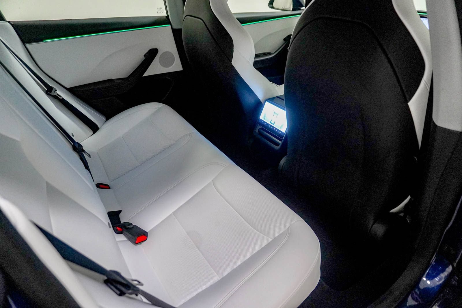 Used 2025 Tesla Model 3 Performance AWD/4WD image 34
