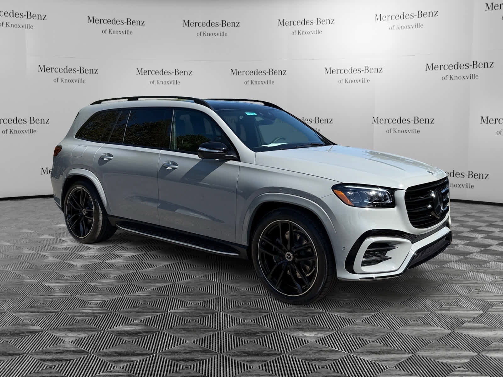 New 2026 Mercedes-Benz GLS 580 4MATIC image 7