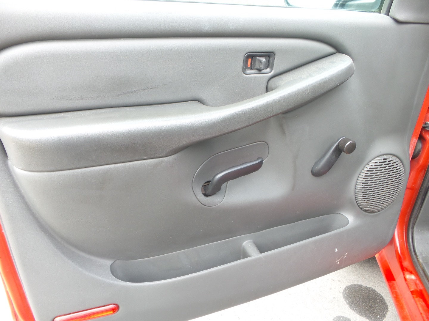 Used 2004 Chevrolet Silverado 1500 W/T AWD/4WD image 31