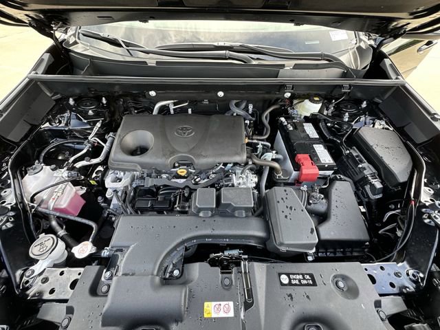 Used 2025 Toyota RAV4 XLE w/ Convenience Package FWD image 32