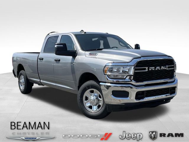 Used 2024 RAM 2500 Tradesman w/ Chrome Appearance Group