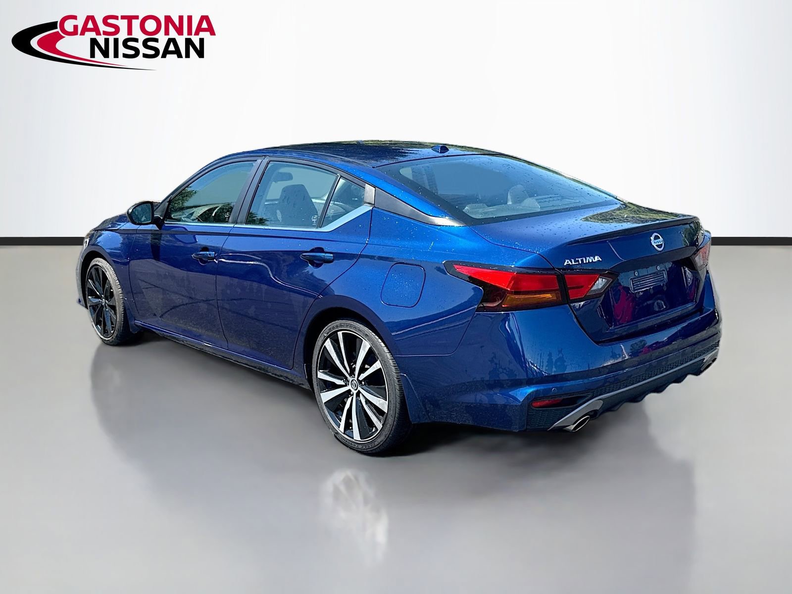 Used 2020 Nissan Altima 2.5 SR FWD image 6